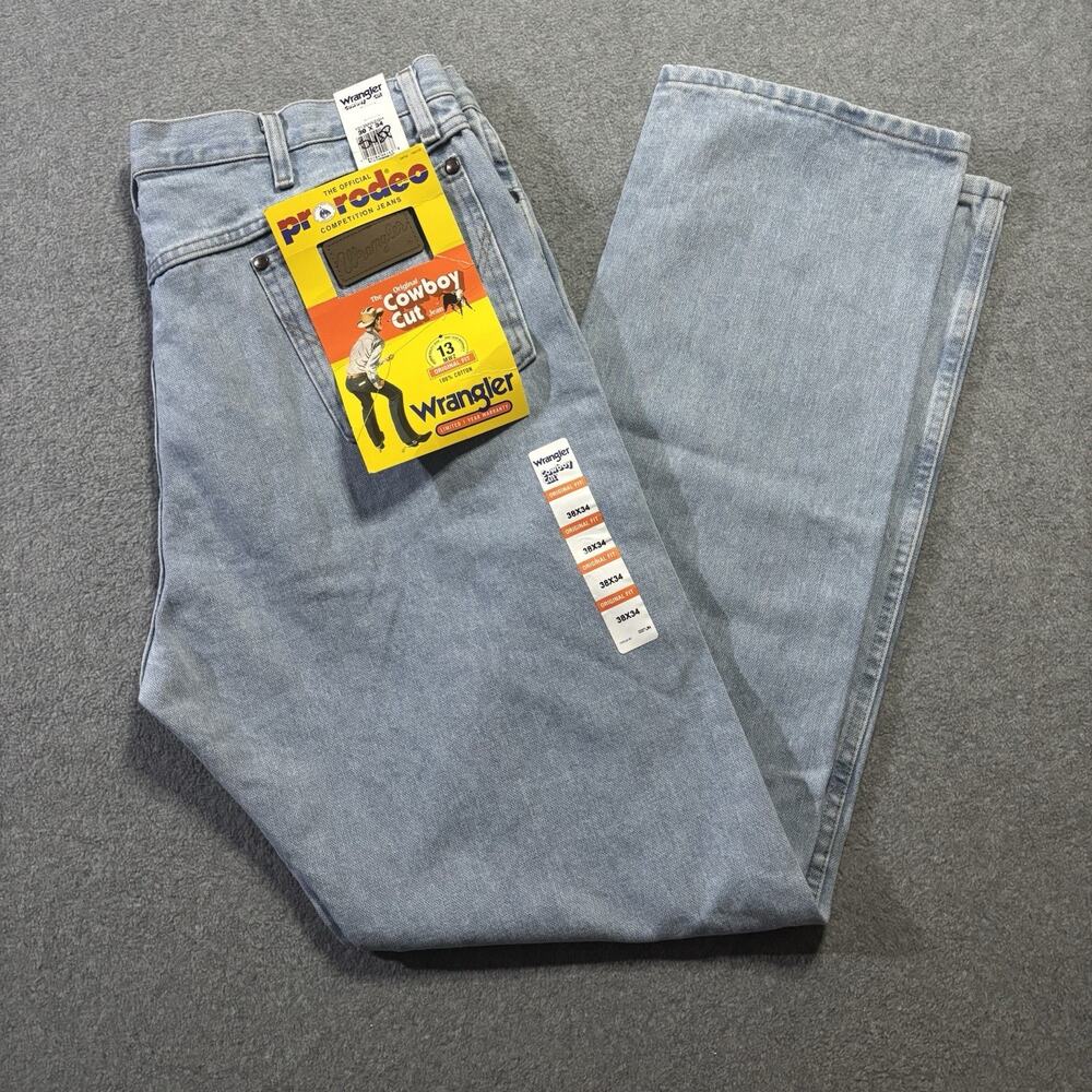 NWT Wrangler 1013MWZGH Cowboy Cut Jeans Men’s 36x34 Bleach Wash (Tag 38x34)